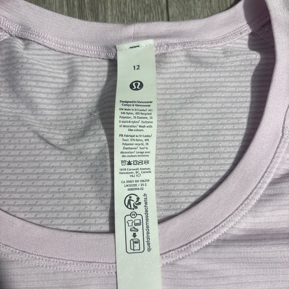 Lululemon Athletica Soft Lavender Short Sleeve Tee - Picture 2 of 7